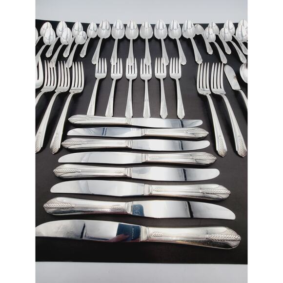 Wm. Rogers 1939 ALLURE Wheat Silver Plate Flatware 50 Pcs Set Vtg - Picture 3 of 16